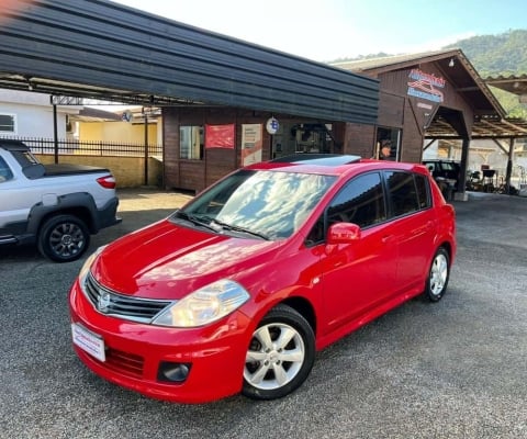 Nissan Tiida SL 1.8/1.8 Flex 16V Aut.  - Vermelha - 2012/2013