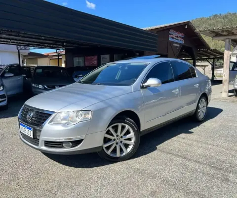 Volkswagen Passat TB 2.0 FSI/TSI 211cv Tiptronic 4p  - Prata - 2007/2008