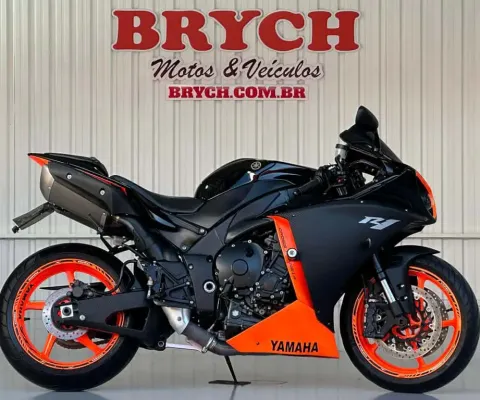 Yamaha YZF R-1  - Preta - 2011/2012