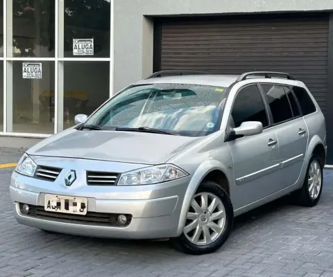 Megane Grand Tour Dynamique 1.6 16V (flex) 2011 Renault