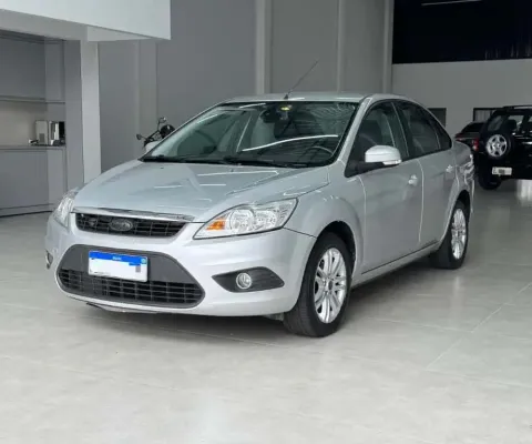 Focus Sedan GLX 2.0 16V (Flex) 2013 Ford