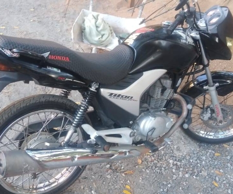 HONDA CG à venda.