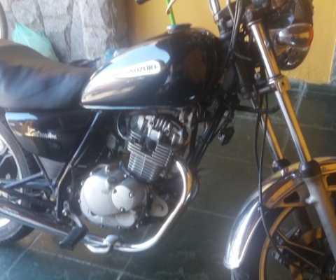 SUZUKI INTRUDER à venda.