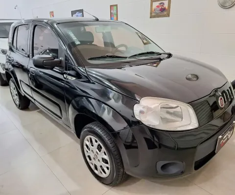 Fiat Uno Vivace 1.0 2014 MUITO BEM CUIDADO! COMPLETO! PNEUS NOVOS