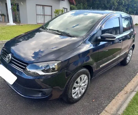 FOX 1.0 Flex Completo com somente 41 Mkm Originais Azul Metálico