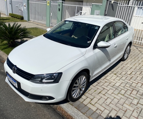 VOLKSWAGEN JETTA à venda.