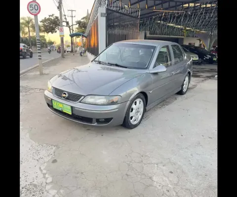Vectra CD 2.2 16V / 2.0 16V Mec./Aut.