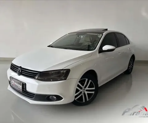 VOLKSWAGEN JETTA 2.0 COMFORTLINE FLEX 4P TIPTRONIC