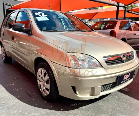 Chevrolet Corsa Hatch M/ MAXX - Bege - 2011/2012