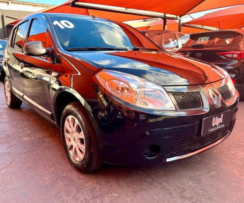 Renault Sandero EXP1016V - Preta - 2009/2010