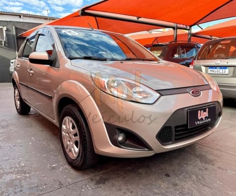 Ford Fiesta 1.6 8V Flex/Class 1.6 8V Flex 5p  - Prata - 2012/2013