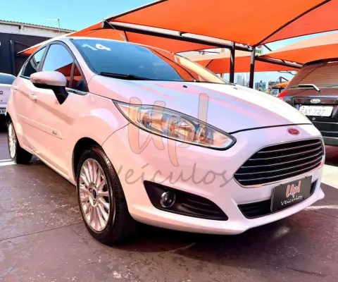Ford Fiesta Titanium Automatico - Branca - 2014/2014