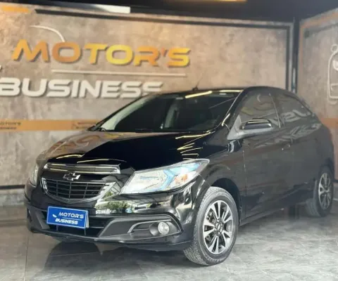 Chevrolet Onix HATCH LTZ 1.4 8V FlexPower 5p Aut.  - Preta - 2014/2015