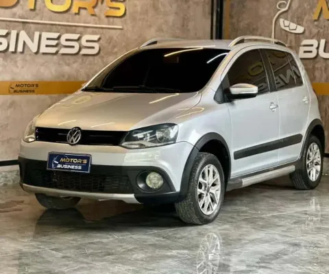 Volkswagen CrossFox 1.6 Mi Total Flex 8V 5p - Prata - 2012/2013