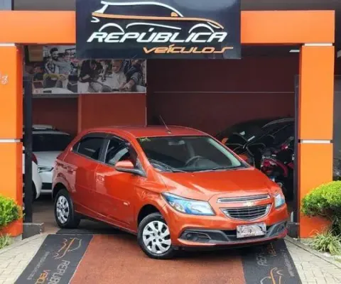 Chevrolet onix mt lt 