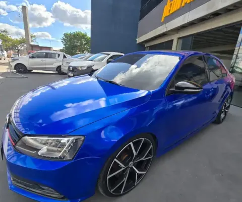 Jeta com vidros blindados