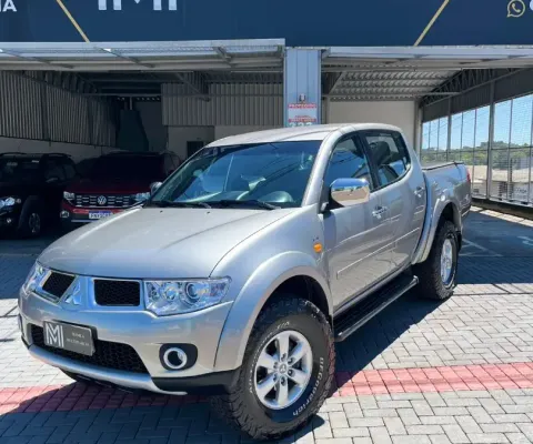 L200 Triton HPE 3.2 Turbo Automática 4x4 2013 