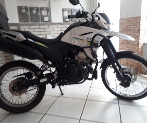 YAMAHA XTZ à venda.