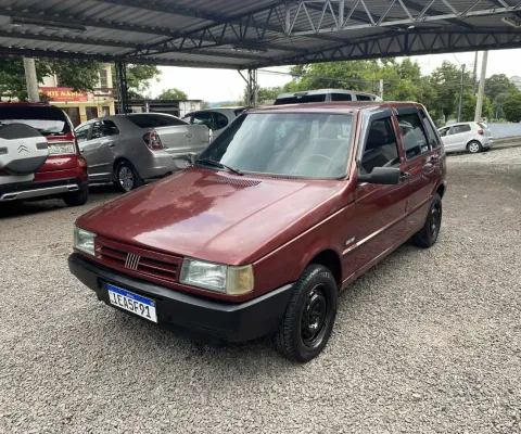 Carro em ótimo estado de conservacão  revisado documento em dia 