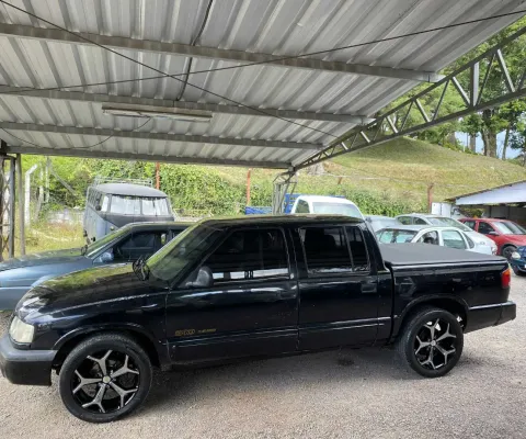 Camionete boa pra andar 