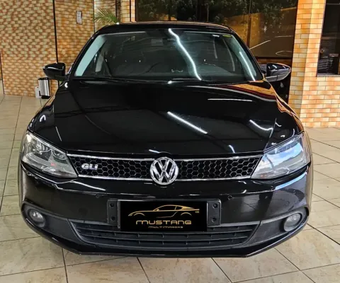 Volkswagen Jetta 2.0 Aspirado - Motor AP - Laudo Cautelar Aprovado