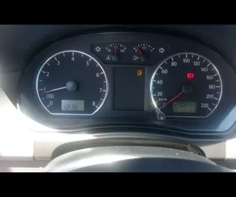 Volkswagen polo sedan 1.6 2010