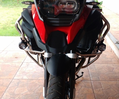 BMW GS 1200 à venda.
