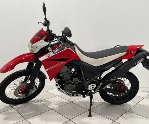 Yamaha XT 660 - Diferenciada