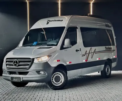 Mercedes‑Benz Sprinter 416 CDI 2022 é uma van muito conhecida pela resistência, espaço e confiabilid