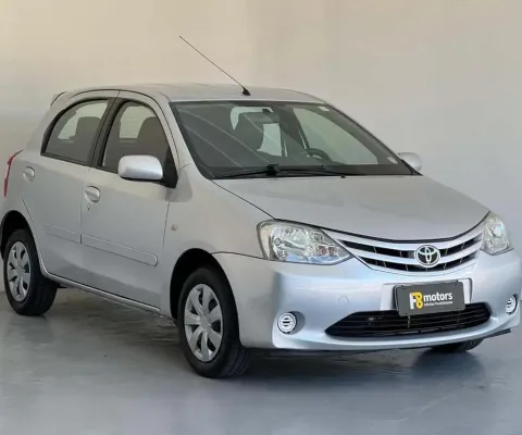 Toyota Etios Hatch 1.3 XS manual 2013 (Hatch)