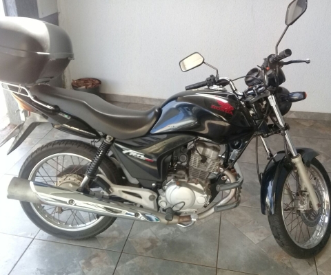 HONDA CG à venda.