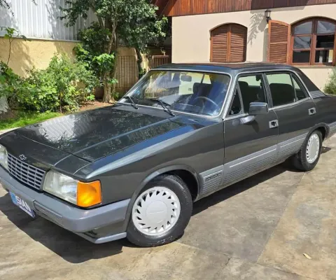 CHEVROLET OPALA DIPLOMATA SE 4.1 4P AUTOMÁTICO 1990