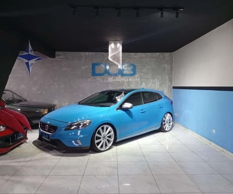 VOLVO V-40 2.0 TB 4P 2014