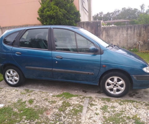 RENAULT SCENIC à venda.