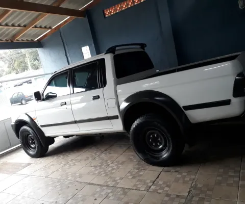 MITSUBISHI L200 OUTDOOR à venda.