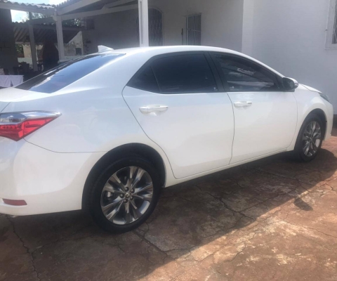 TOYOTA COROLLA à venda.