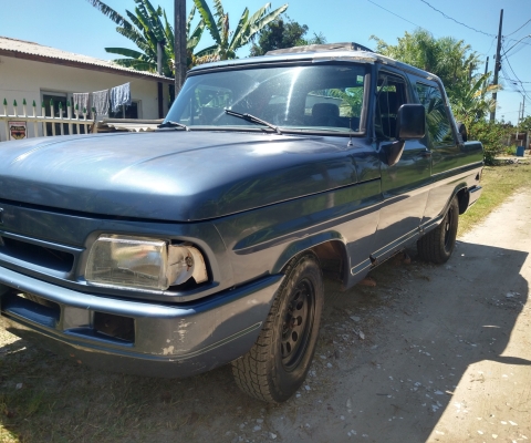 FORD F-1000 à venda.