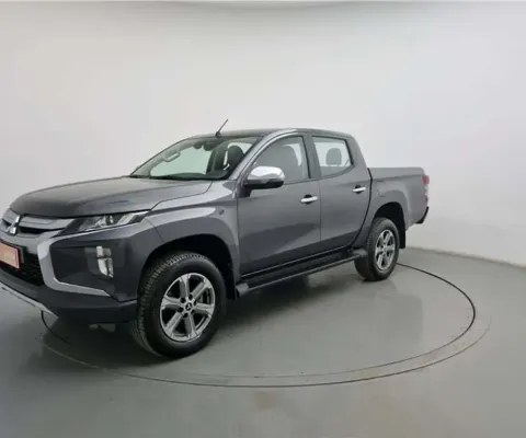 Mitsubishi L200 triton 2022 2.4 16v turbo diesel sport hpe cd 4p 4x4 automático