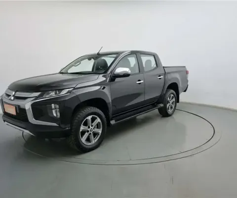 Mitsubishi L200 triton 2022 2.4 16v turbo diesel sport hpe cd 4p 4x4 automático