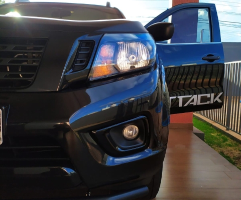 NISSAN FRONTIER à venda.