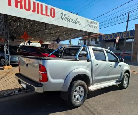 Toyota Hilux 2.7 Srv 4X2 Cd 16V Flex 4P Automático