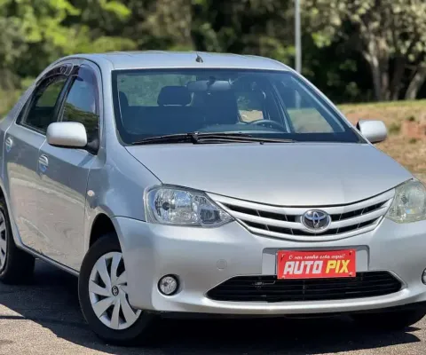 TOYOTA ETIOS SD XS 2013