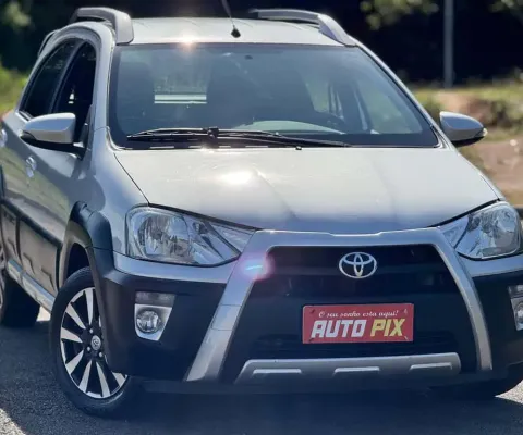 Toyota etios hb cross 2016