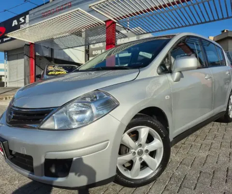 NISSAN TIIDA S 1.8 FLEX ANO 2013 COMPLETO IMPECAVEL