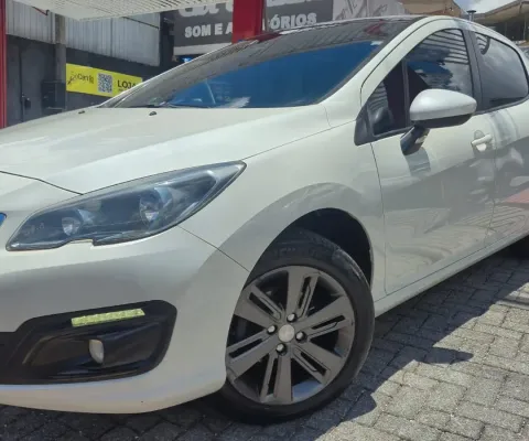 Peugeot 308 1.6 Allure com teto panorâmico e cambio manual.