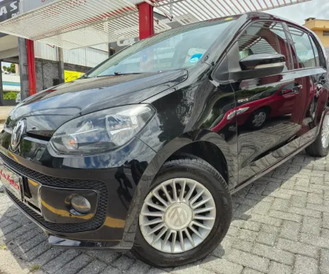 Volkswagen Up Msi move I motion com apenas 84.000 quilômetros rodados