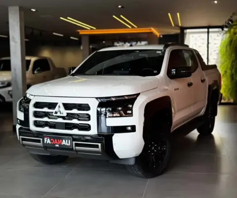 Mitsubishi Triton 2026 2.4 biturbo diesel cd katana 4x4 automático