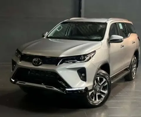 Toyota Hilux sw4 2026 2.8 d-4d turbo diesel srx platinum 7l 4x4 automático