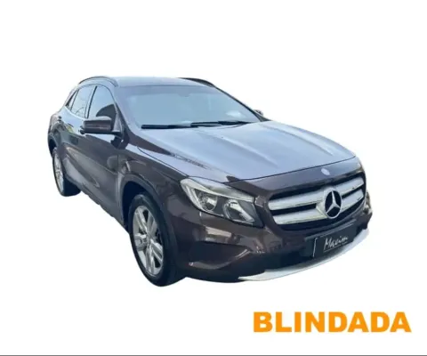 Mercedes-Benz GLA 200 1.6 CGI STYLE 16V TURBO FLEX 4P AUTOMÁTICO
