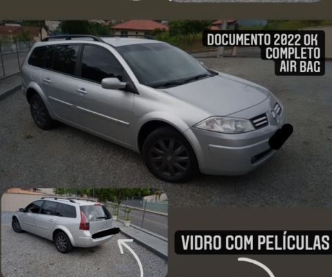 RENAULT MEGANE à venda.